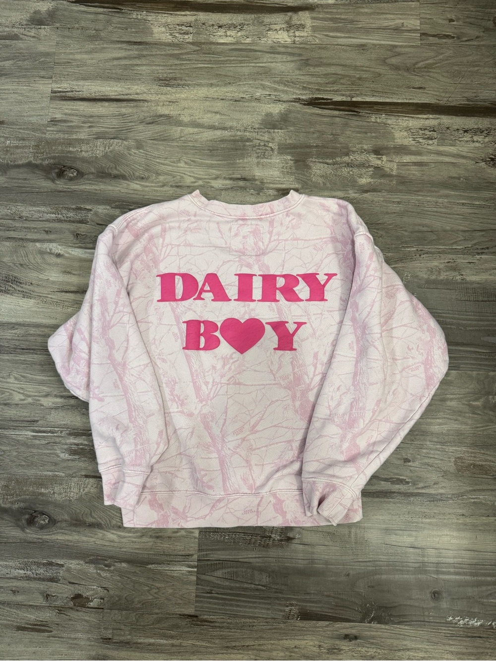 Pink Camo Dairy Boy Graphic Crewneck Sweatshirt Size Small